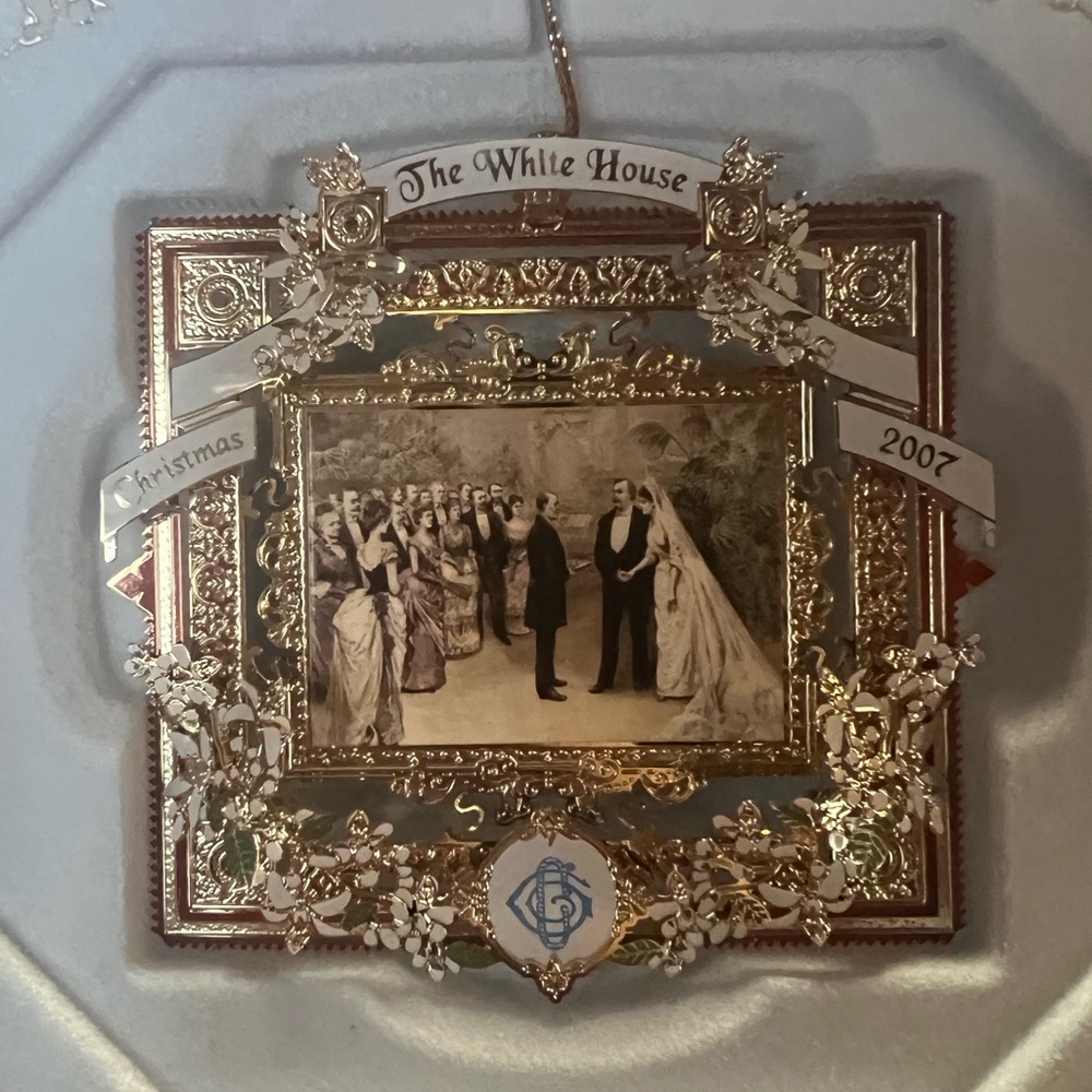 White House ornament, Grover Cleveland wedding 2007  in original box